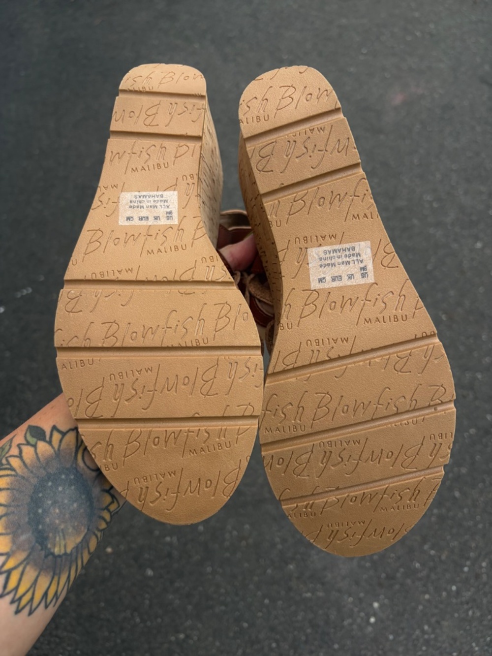 Brand new wedge sandals - Picture 3 of 3